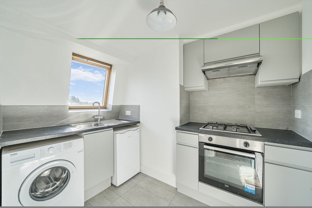 Property photo 2 of 13 1350337-17-68B9B0...