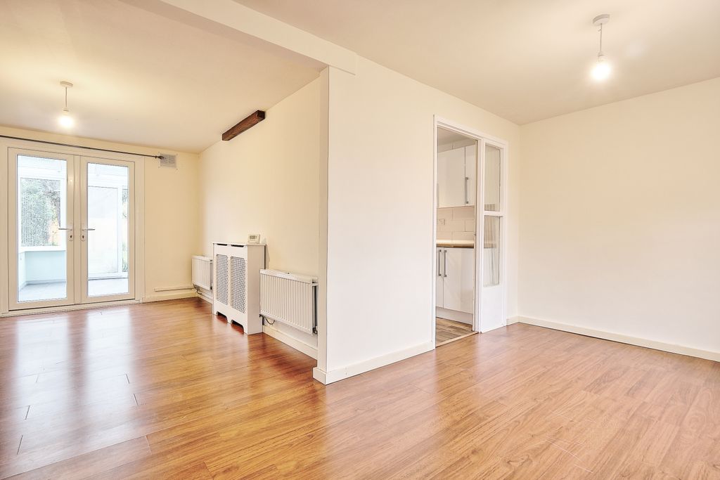 Property photo 2 of 26 1