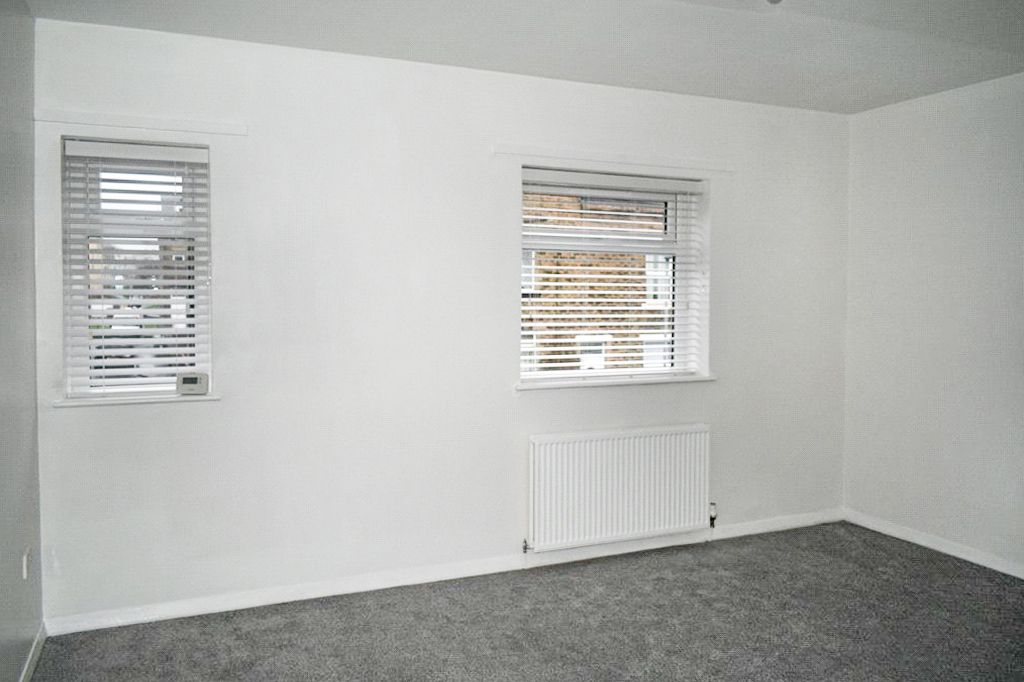 Property photo 2 of 10 Lounge