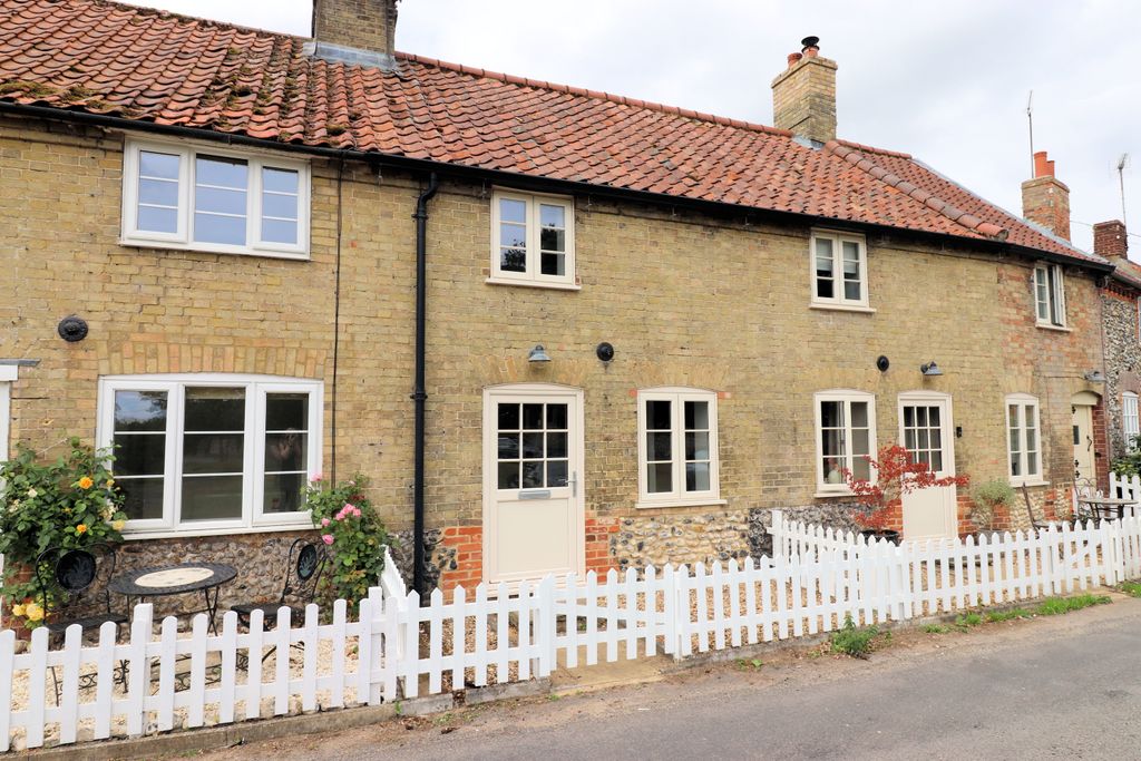 Property photo 1 of 12