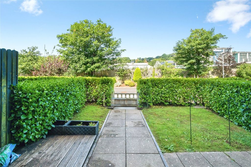 Property photo 3 of 15 Picture No. 04