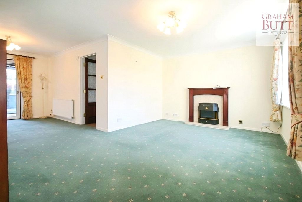 Property photo 2 of 16 Picture No. 28