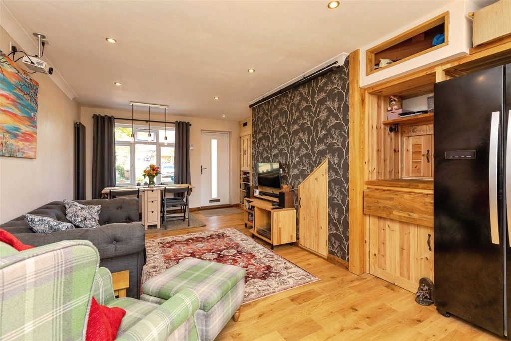 Property photo 2 of 16 Picture No. 38