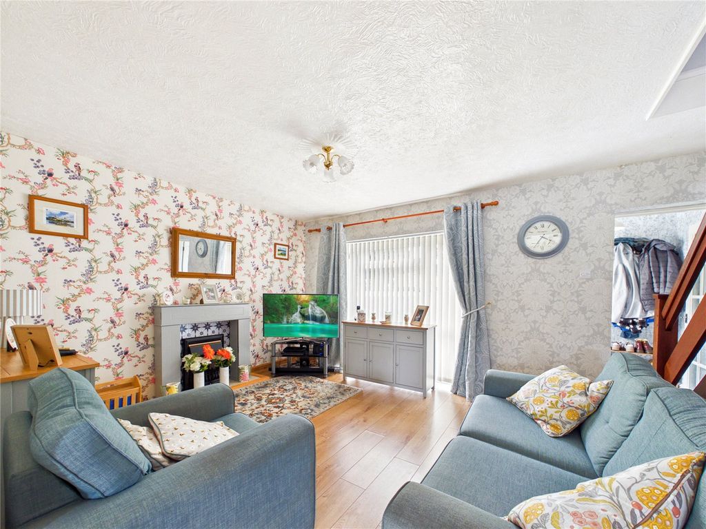 Property photo 2 of 17 Picture No. 08