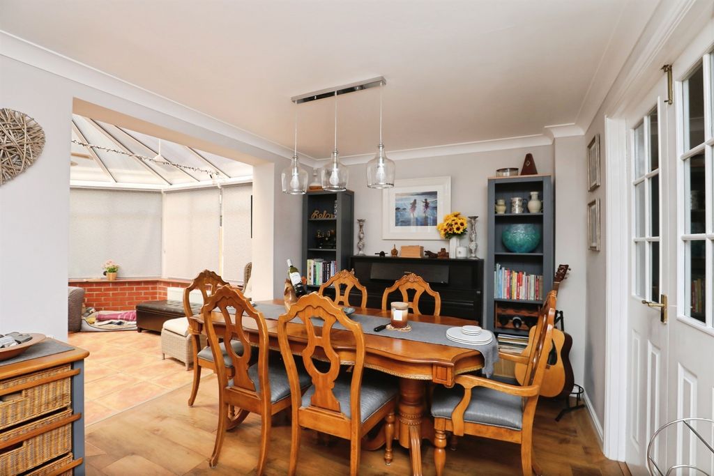 Additional image 6 of 4 bed detached house for saleDe Havilland Road, Dereham NR19