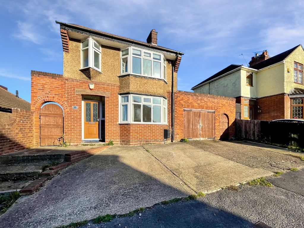 Property photo 1 of 13 4530342