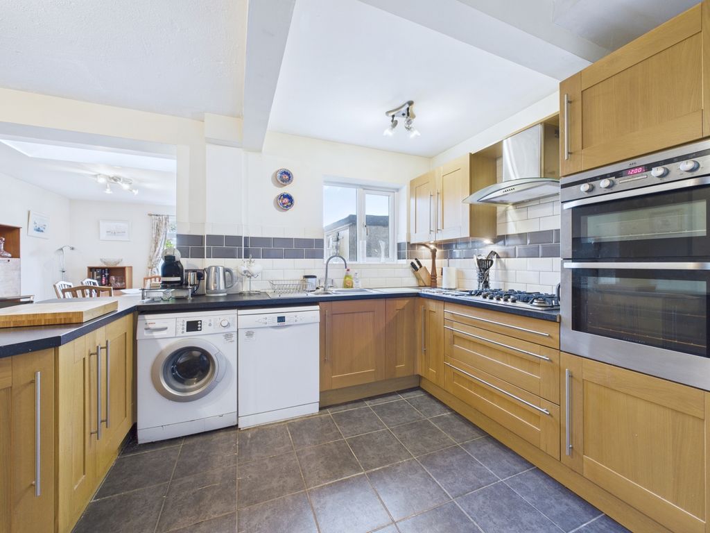 Property photo 3 of 13 Bushland Road