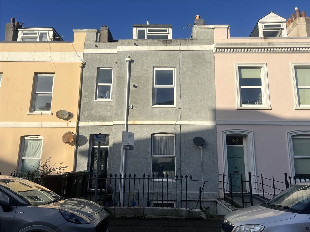 Property photo 1 of 6