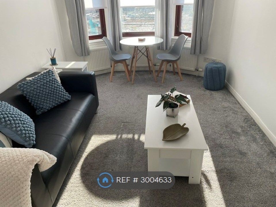 Property photo 2 of 13 Living Room
