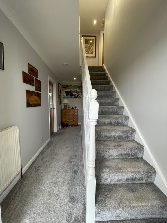 Property photo 2 of 26 Hallway