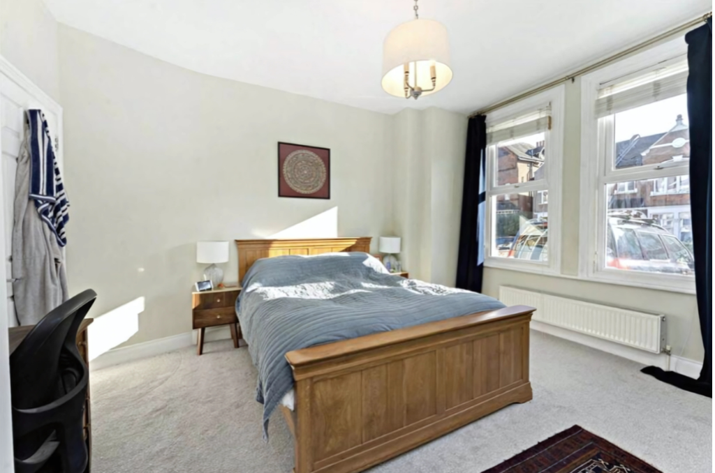 Property photo 3 of 8