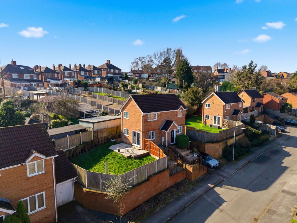 Property photo 2 of 19