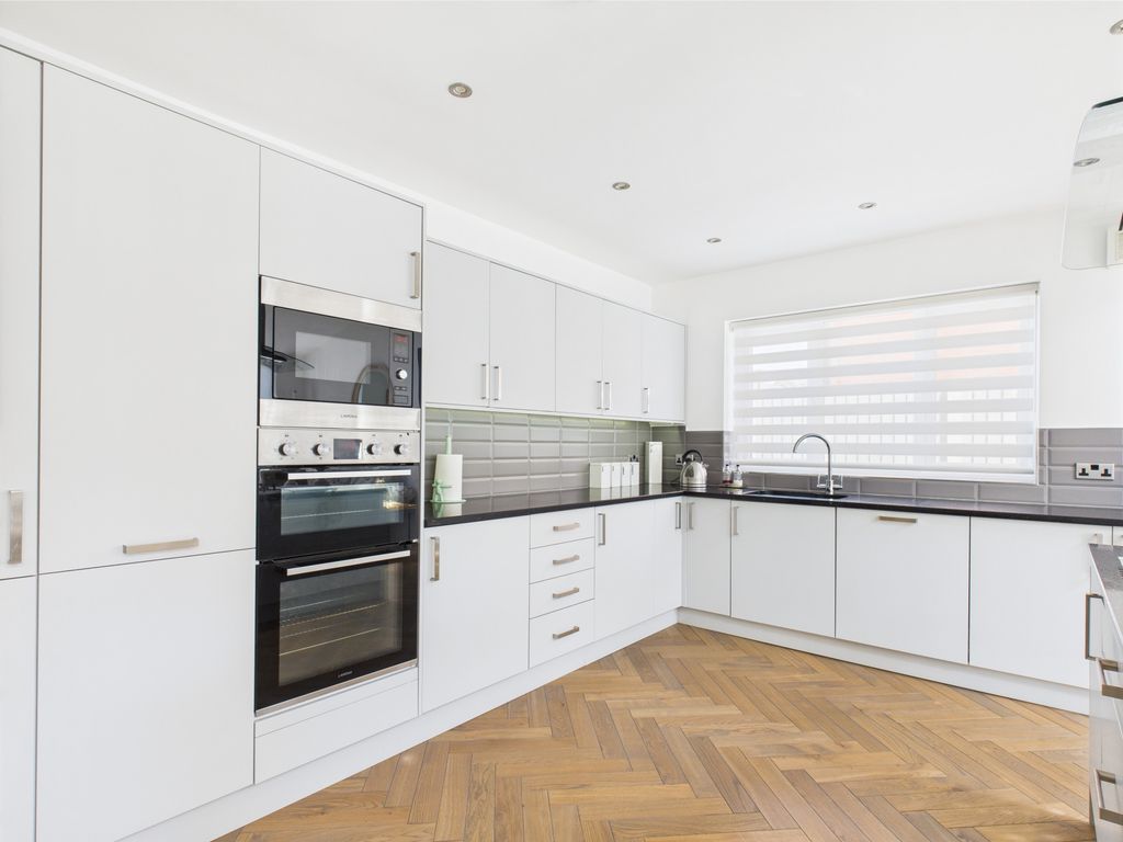 Additional image 5 of 3 bed flat for saleLytham Road, Freckleton PR4