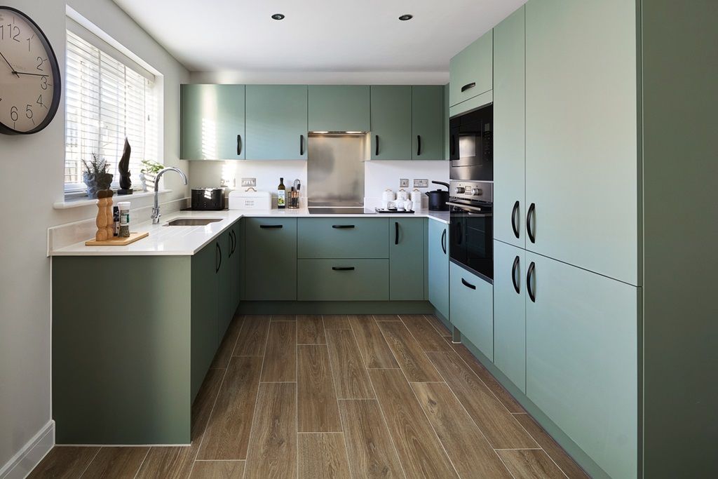 Property photo 1 of 14 Beautifully Designed With Ample Storage