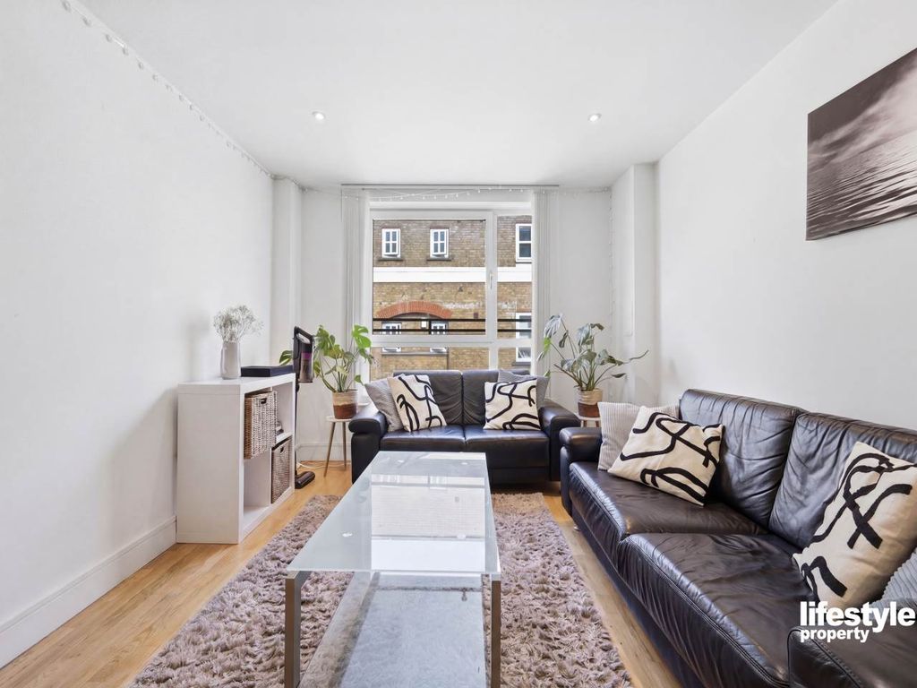 Property photo 3 of 14 4_005_Img_8649_Declutter_ee582A7d