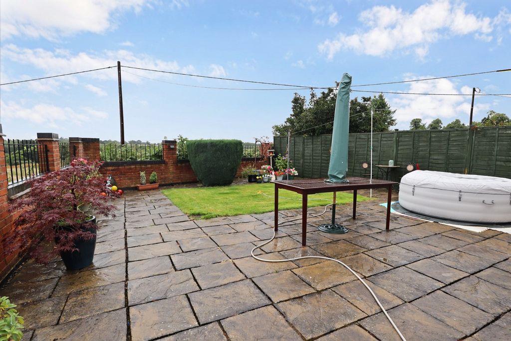 Additional image 15 of 3 bed semi-detached house for saleThe Mount, Main Road, Ansty, Coventry CV7