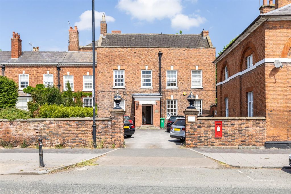 Property photo 3 of 25 64Welshrow-2.Jpg