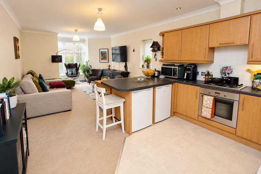 Property photo 3 of 12 Kitchen/Living Area
