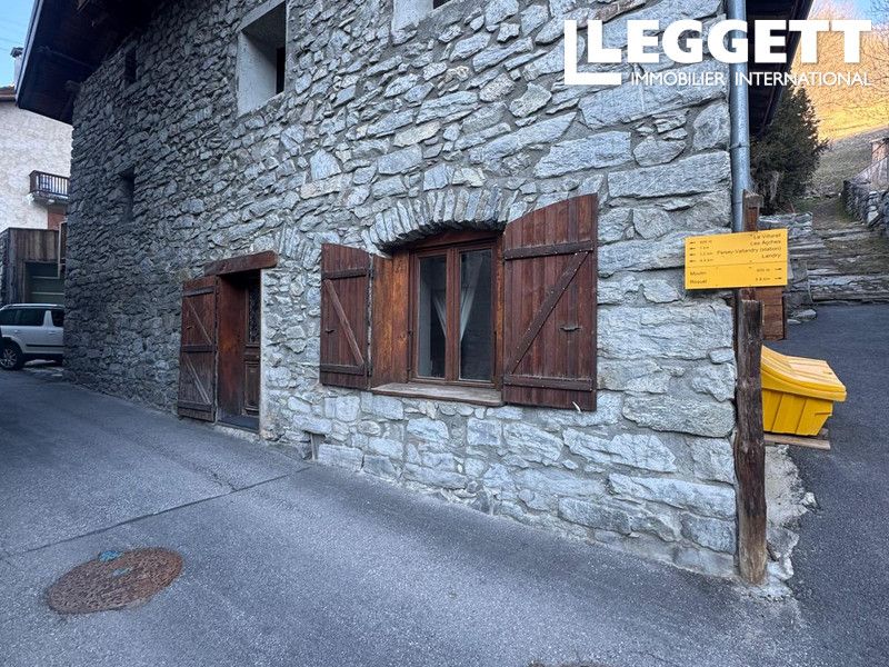 Property photo 1 of 8