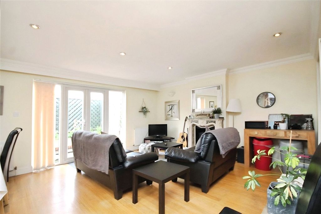 Property photo 2 of 9 Reception Room