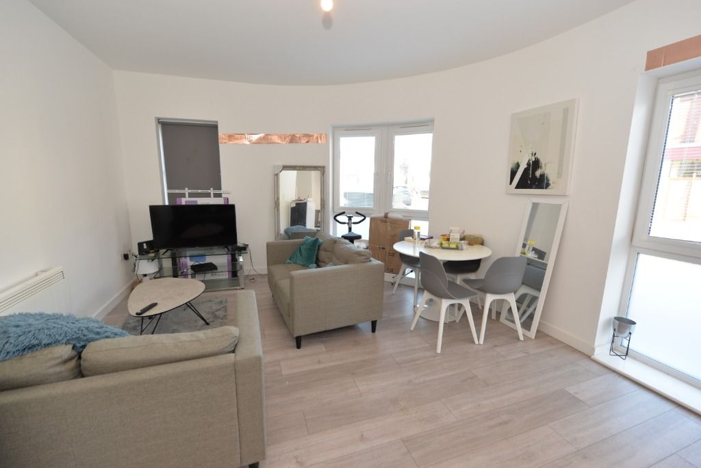 Property photo 2 of 9