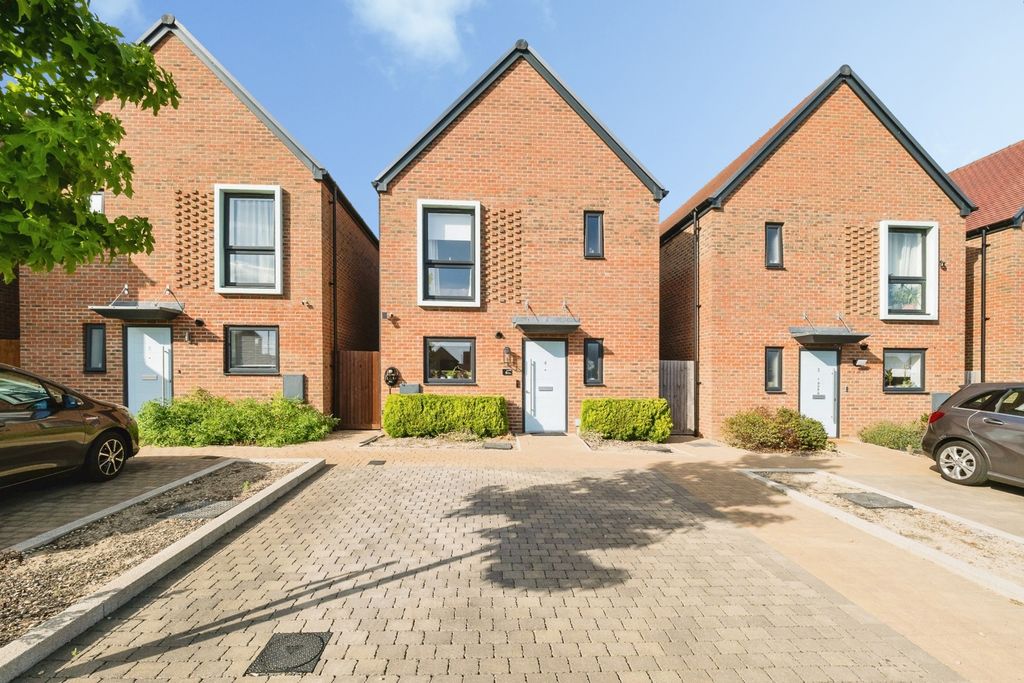 Property photo 1 of 20 Pbox-Img.Jpg