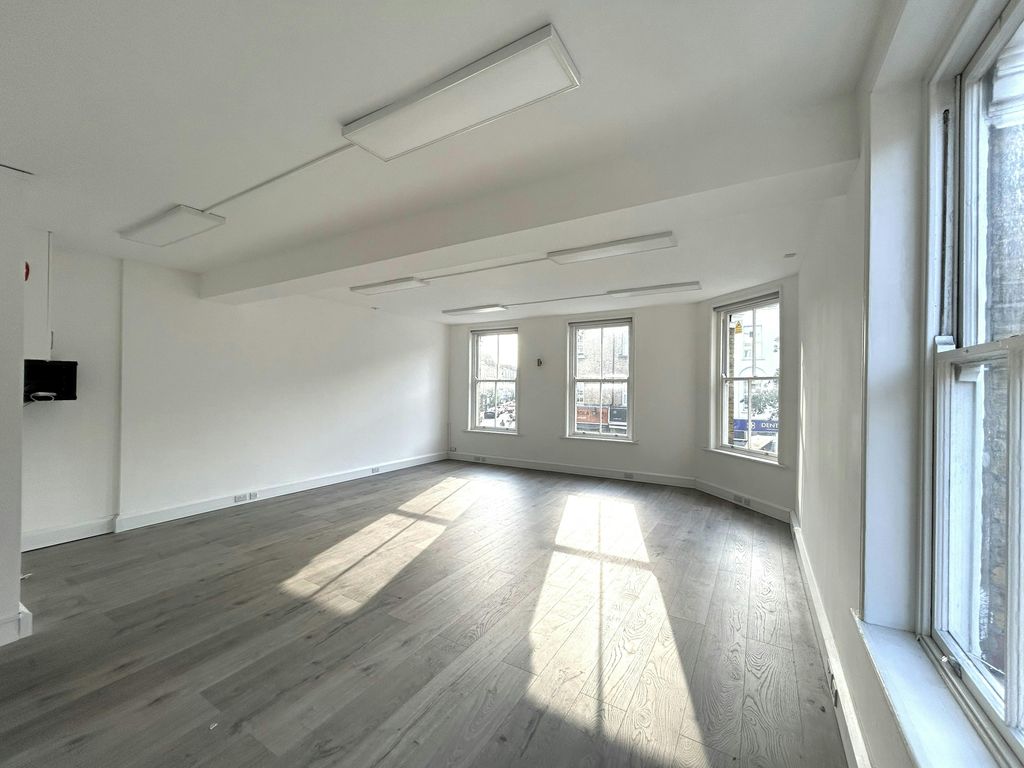 Property photo 3 of 7 Interior 1.Jpg