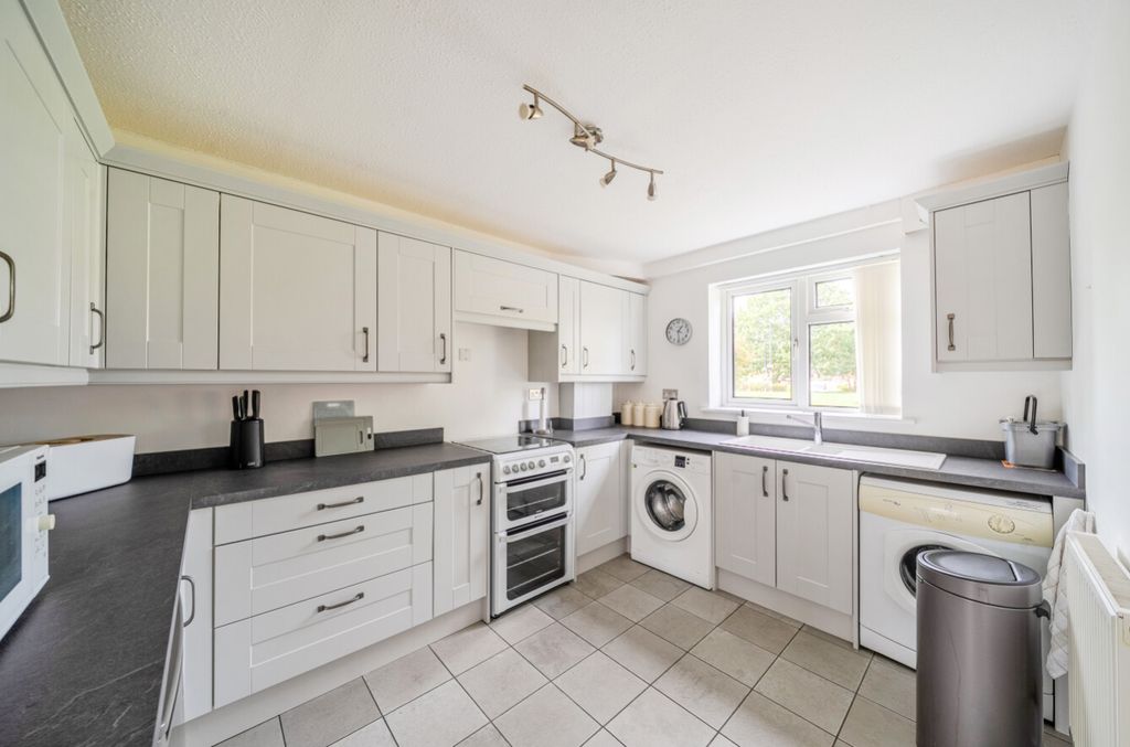 Property photo 2 of 19 1516305-7-1A07c11B611B6