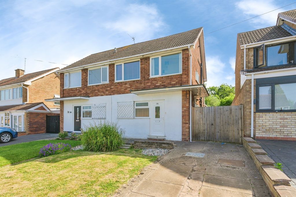 Property photo 1 of 17