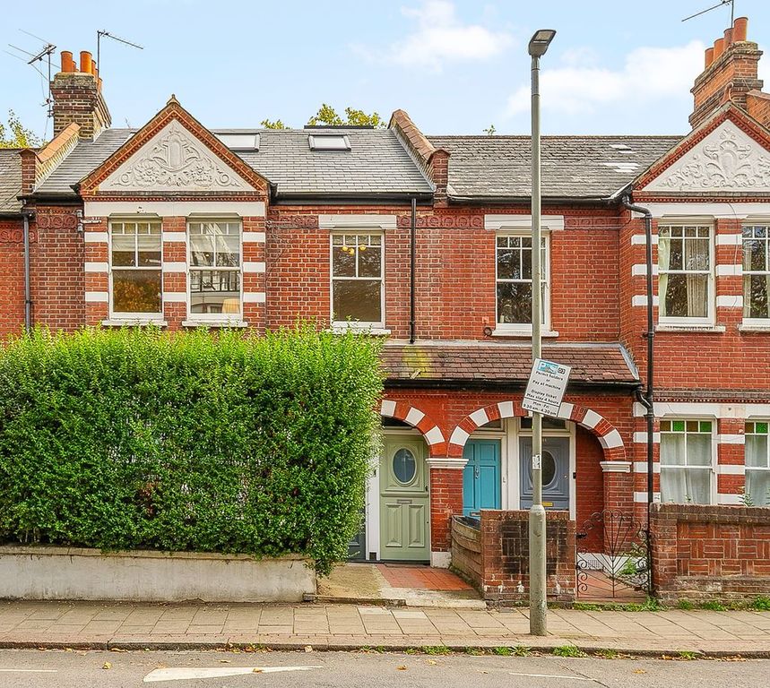 Property photo 3 of 33