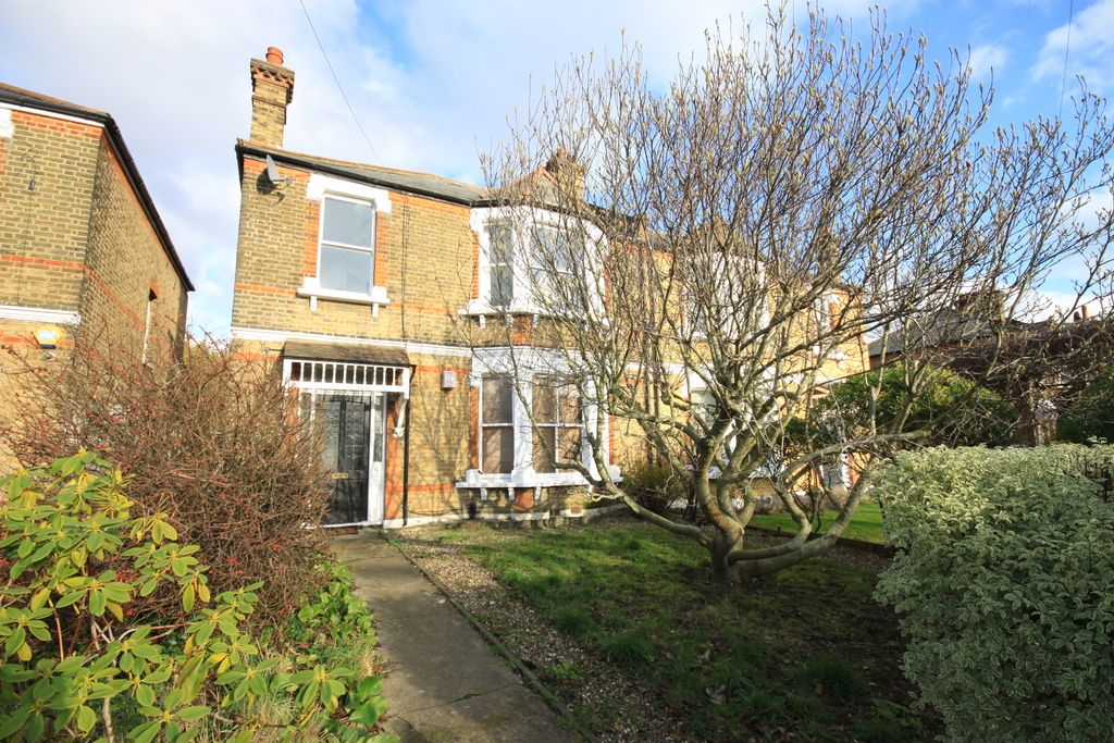 Property photo 2 of 12