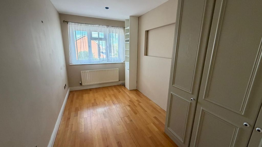 Additional image 6 of 4 bed detached house to rentMillers Vale, Cannock WS12