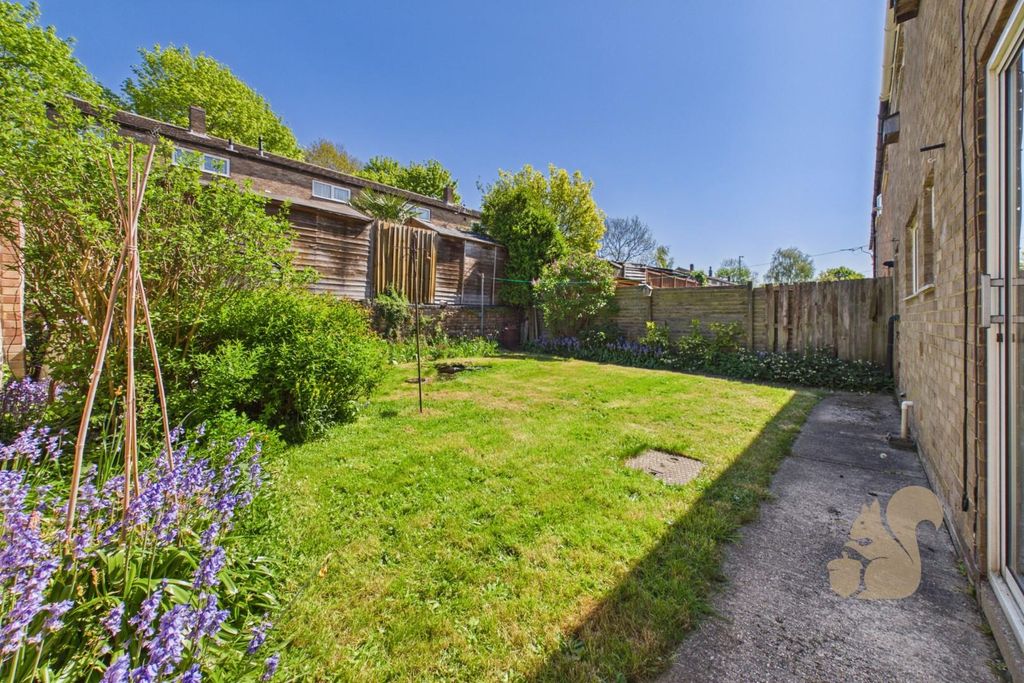 Property photo 3 of 15 Garden