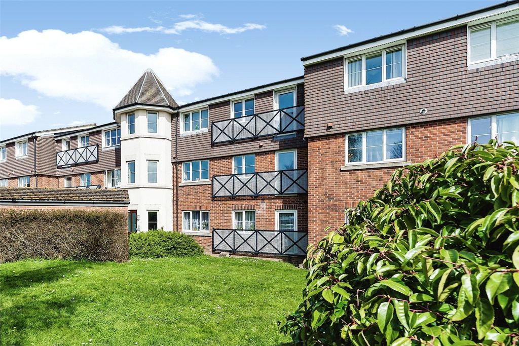 Property photo 2 of 7 Picture No. 14