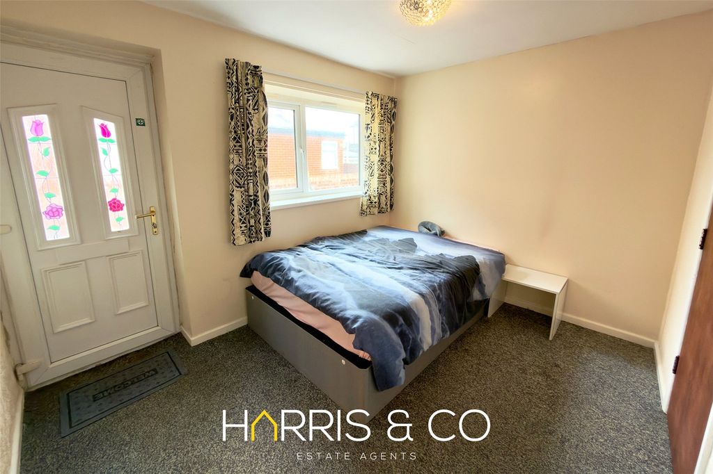 Property photo 2 of 7 Picture No. 01
