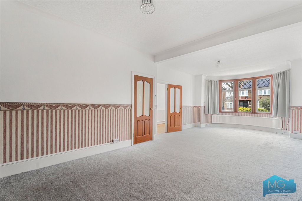 Property photo 3 of 26 Picture No. 16