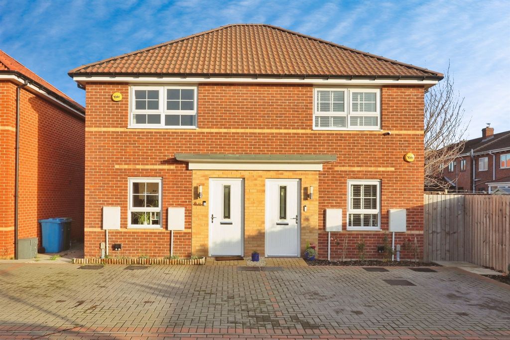 Property photo 1 of 15