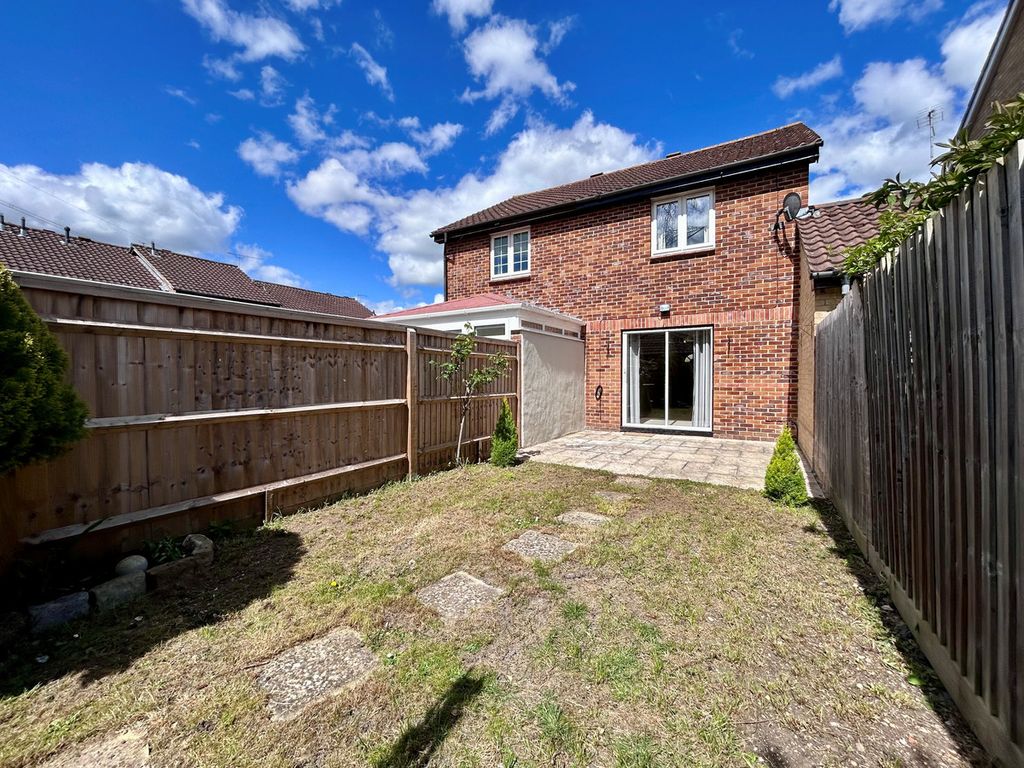 Property photo 2 of 11