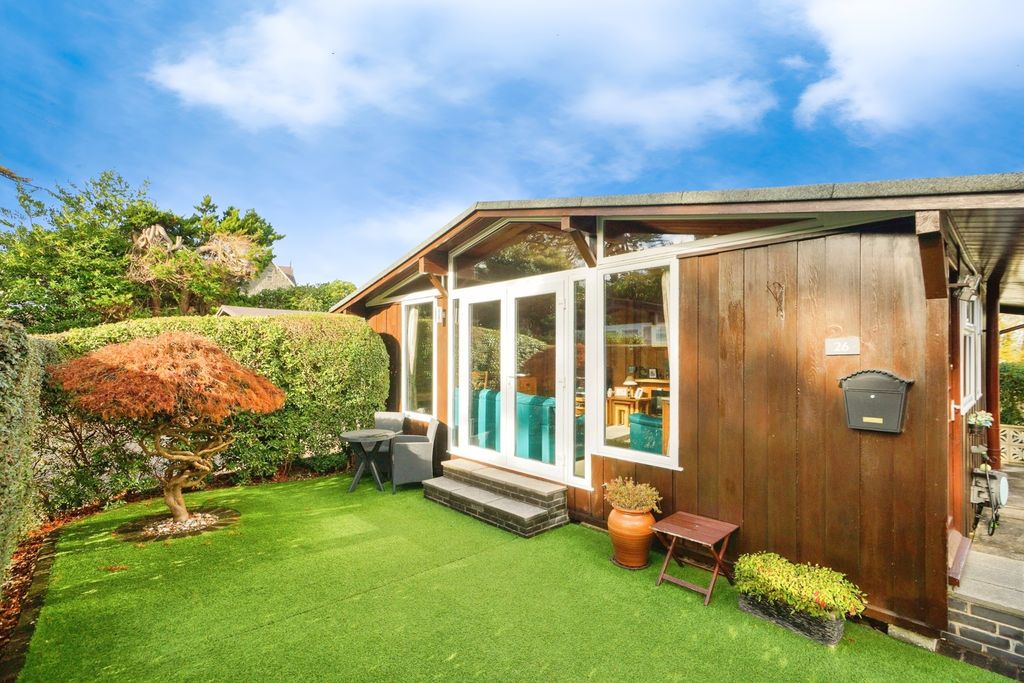 Property photo 1 of 17 Photo