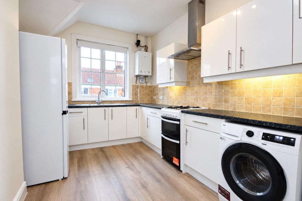 Property photo 2 of 9 Kitchen.Png