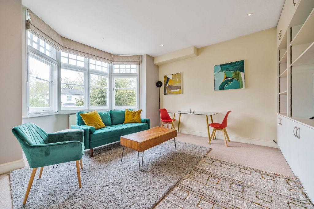 Property photo 1 of 6 977856 (1)
