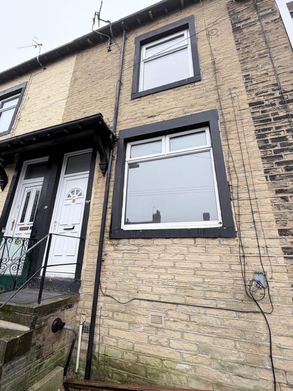 Property photo 1 of 28