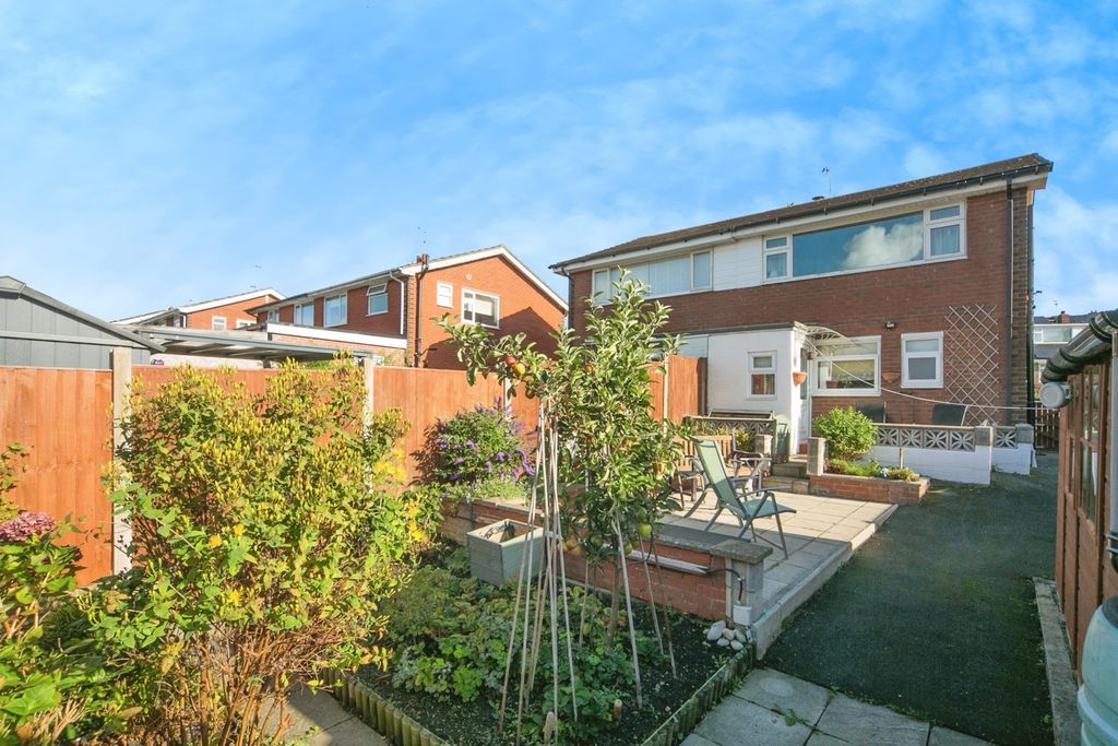 Property photo 1 of 17 Photo