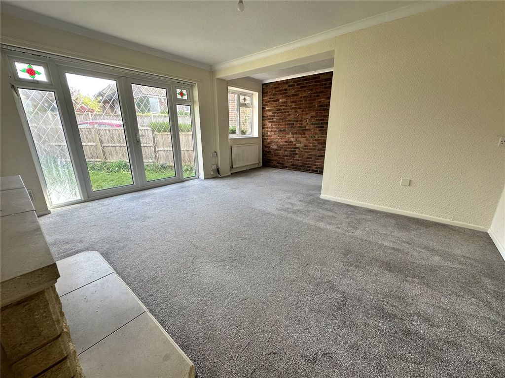 Property photo 3 of 13 Picture No. 12