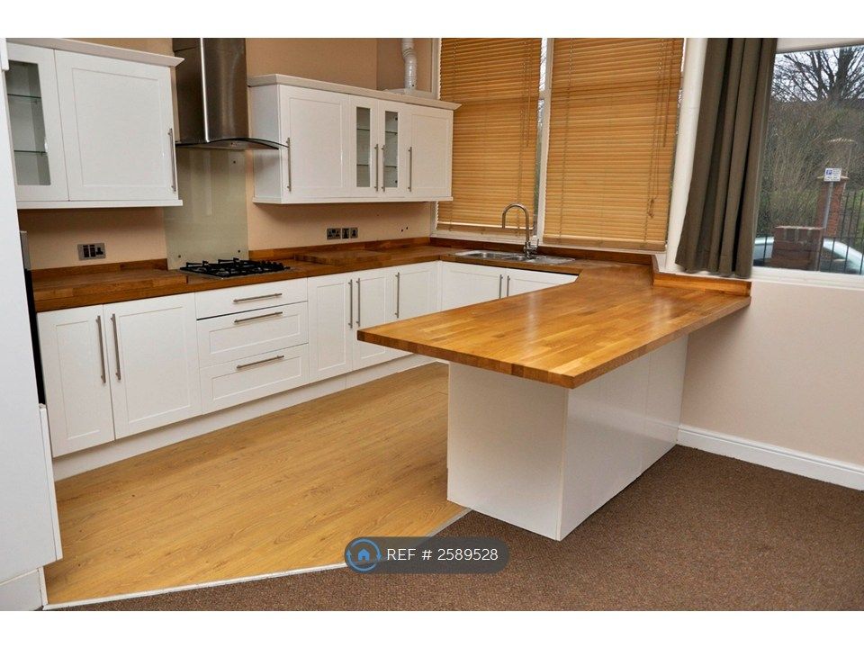Property photo 1 of 14 Kitchen