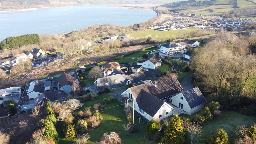 Property photo 1 of 40 Dji_0101.Jpg