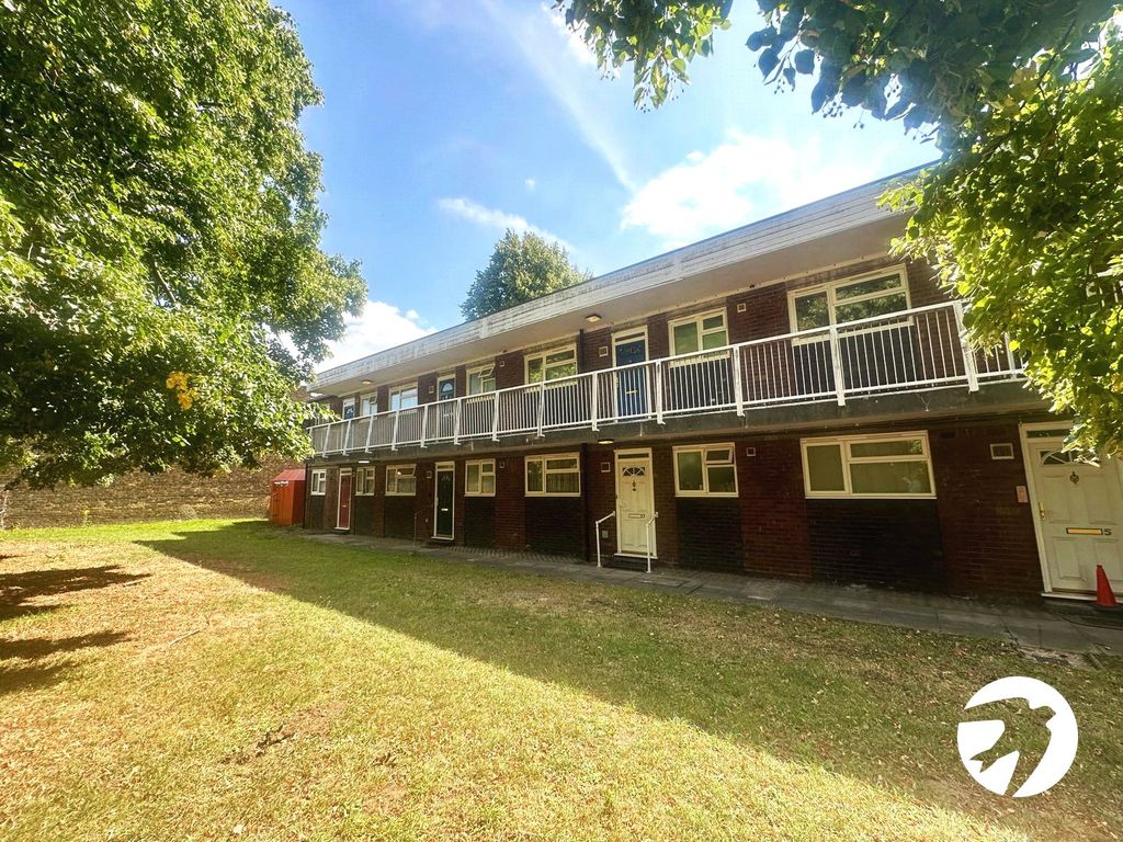 Property photo 1 of 8 Picture No. 01
