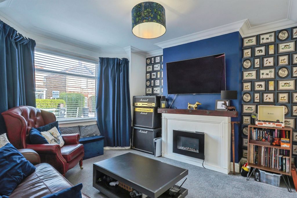 Property photo 3 of 17