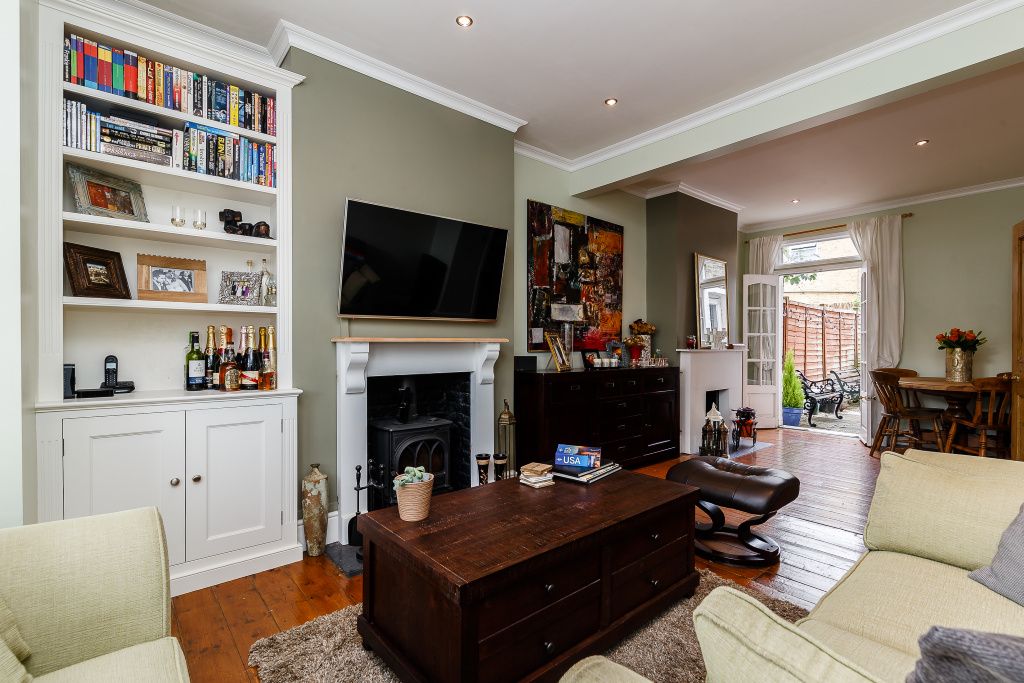 Property photo 1 of 17