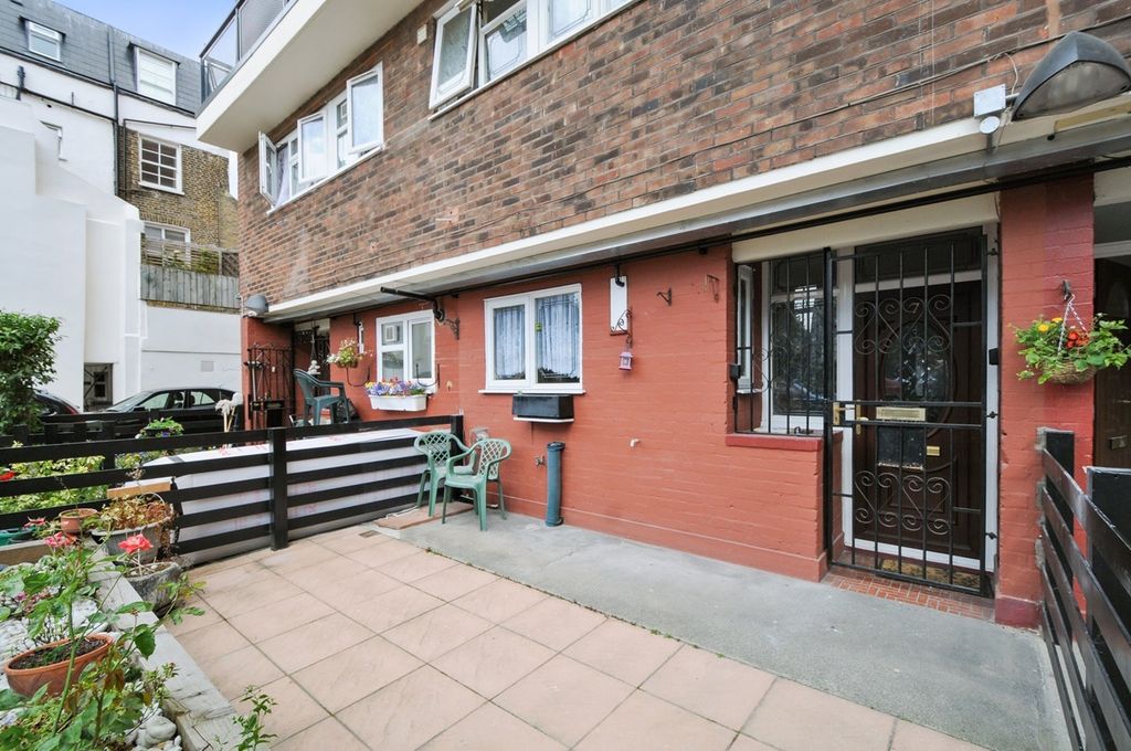 Property photo 1 of 1